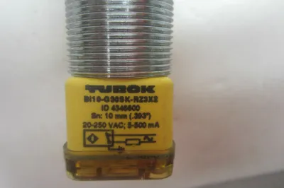 used TURCK BI10-G30SK-RZ3X2 PROXIMITY SENSOR BI10G30SKRZ3X2