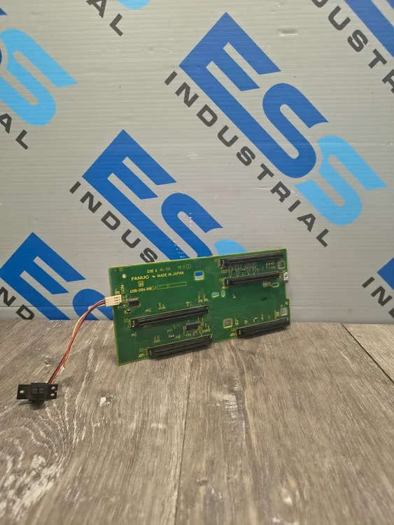 Used FANUC LTD. A20B-2004-098 Printed Circuit Board Equipment South Carolina US | ESS Industrial Equipment Sales #1175443