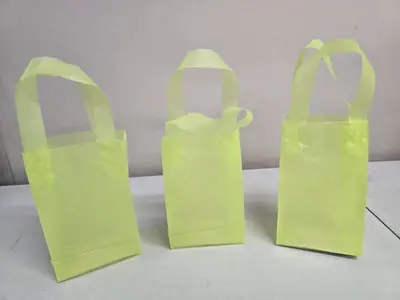 Lime Green 5" x 3" x 8" Gift Bags