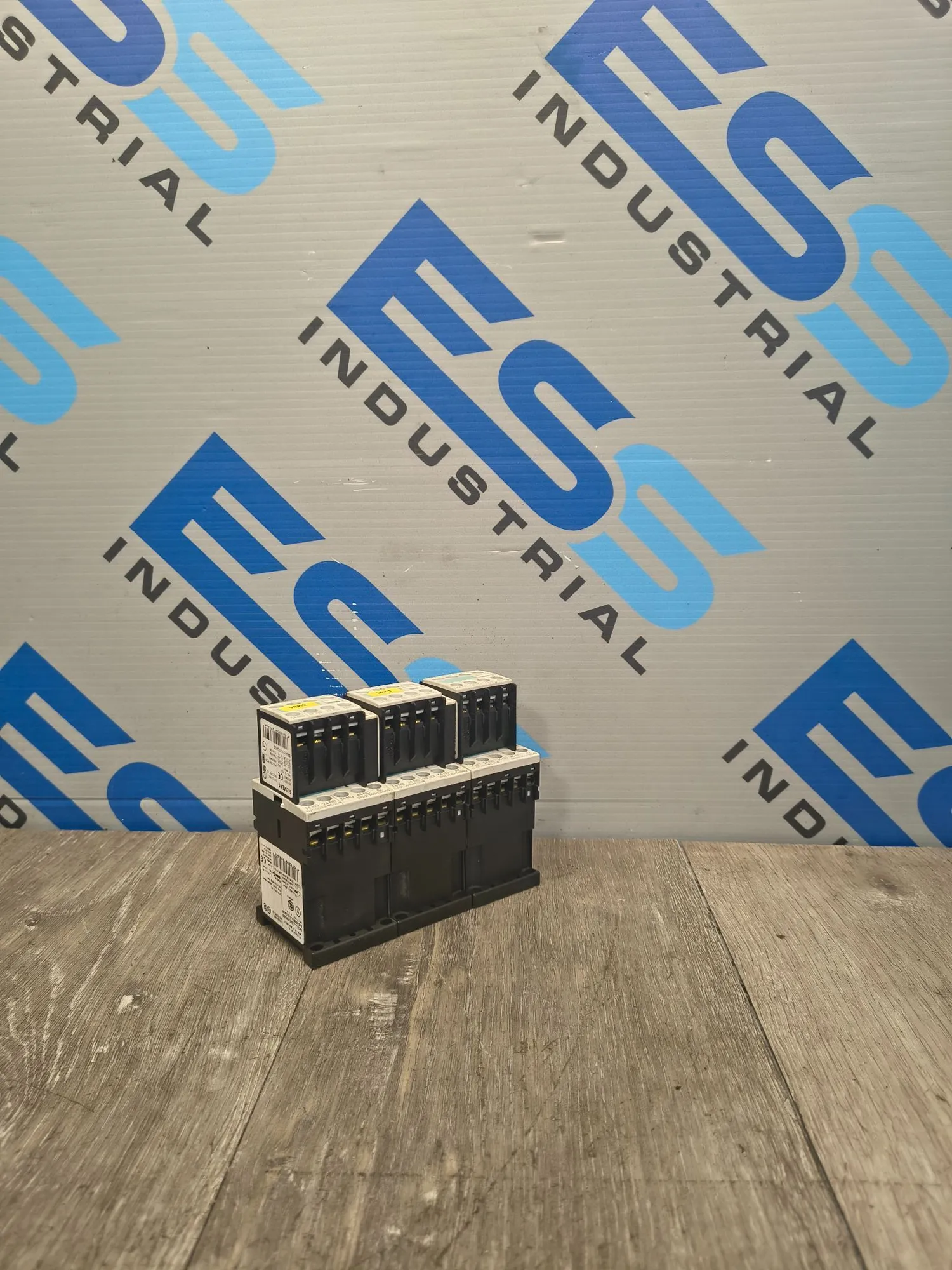 USED Siemens 3RH1140-1BB40