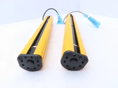 Keyence SL-C20HM Safety Light Curtain Set 425mm Protection Zone 20 Beam 24VDC