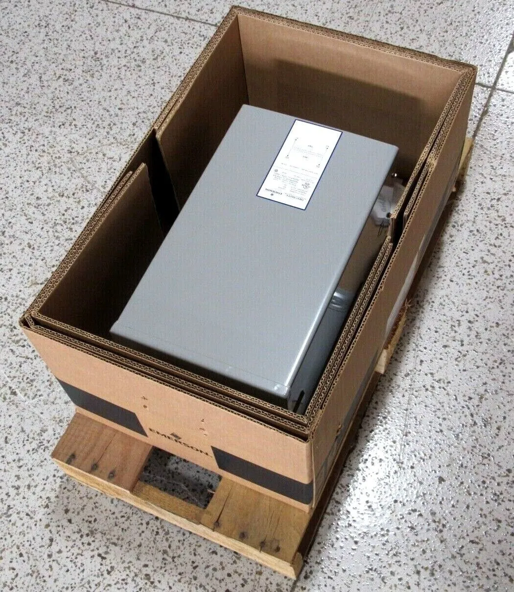 NEW EMERSON HZ3000R TRANSFORMER 3KVA LVGP 480V 240V