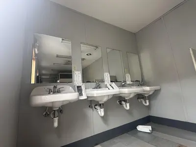2008 MICHIANA MEN'S & WOMEN'S PORTABLE BATHROOM TRAILER: STOCK #23097