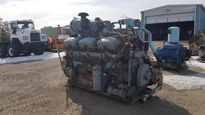 USED WAUKESHA L-3711 NATURAL GAS ENGINE