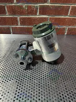 USED YOKOGAWA ADMAG CA202SN MAGNETIC FLOWMETER W/ 1" SANITARY FITTING