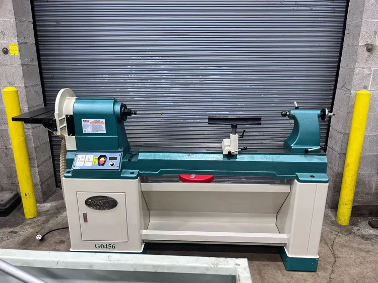 Used 2006 GRIZZLY G0456 Woodworking Saws New Jersey US | Michael Fine Machinery Co., Inc. #1145977