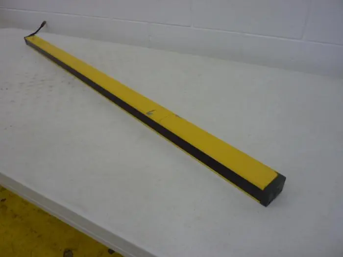 Used STI MS46LR-20-1215-Q1-R-NC-FP Light Curtains & Grids Michigan US | Ideal Machinery #602564