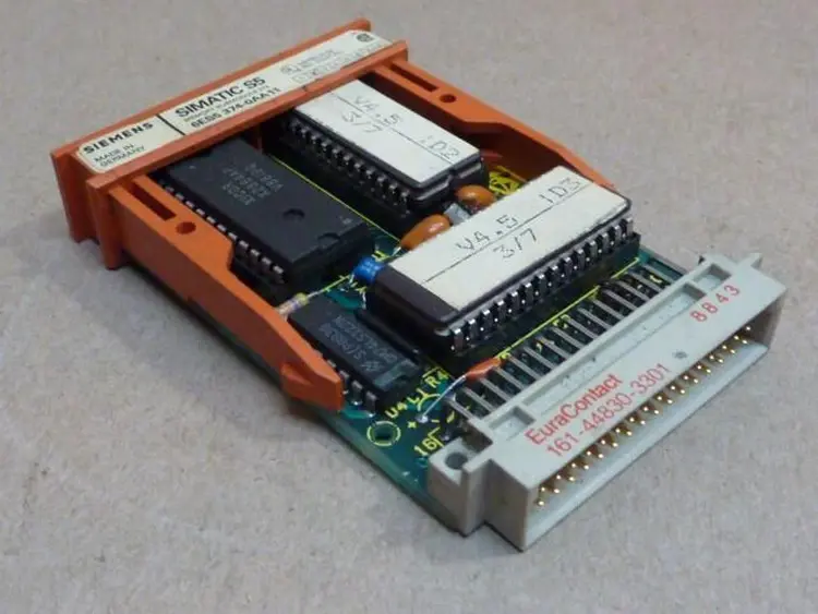 Used SIEMENS 6ES5 374-0AA11 Input / Output Modules | Ideal Machinery #619614
