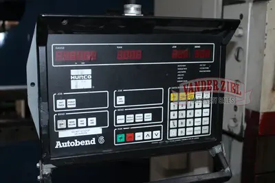 Cincinnati 12’ x 230 Ton Hydraulic Press Brake, Model 230 FMII x 10