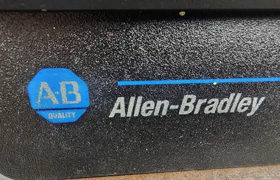 USED ALLEN-BRADLEY 2711E-T12C6
