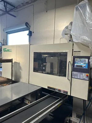 2009 TOSHIBA EC240NIIV30-8B Horizontal Plastic Injection Molding Machines | JYC MACHINERY (2)