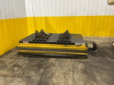 24,000 LBS X 7’ X 4’ AUTOQUIP HYDRAULIC LIFT TABLE: YOBRO #24356