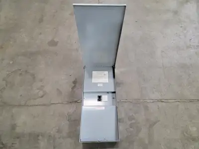 USED SQUARE D KA-225-RB