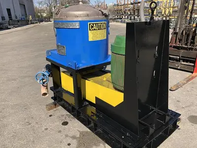 USED BLACK CLAWSON UV100