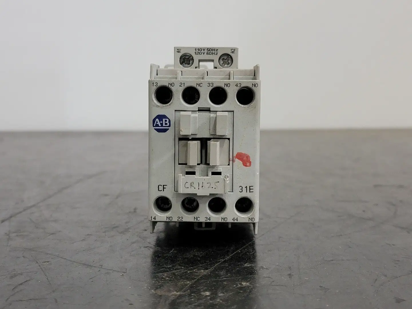 USED ALLEN-BRADLEY 700-CF310