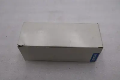 NEW Omron E3S-RS30E42-30 Photoelectric Switch 12-24v-dc STOCK H556A