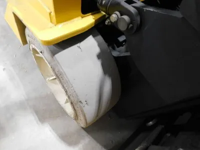 YALE ERCO80HGN48TQ091 Electric fork lift | Ditter Industries Inc. (5)