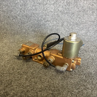 Used Versa VPG-4322-UG-21 Solenoid Valves California US | Davliegogo LLC #1707429