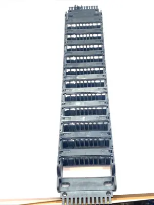USED IGUS ENERGY CABLE CHAIN CARRIER 12 LINKS