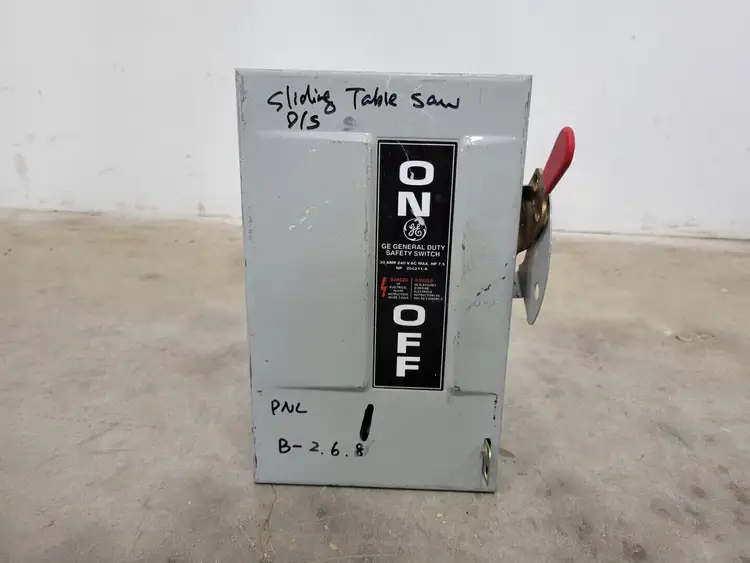 Used GENERAL ELECTRIC TGN3321 Switchgears British Columbia CA | Lenmark #239456