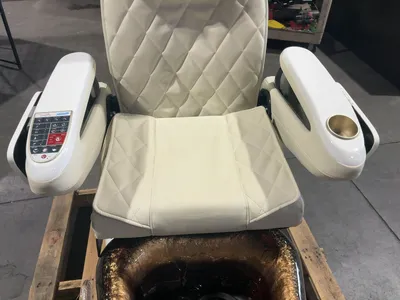 Used GULFSTREAM 9660-5 PEDICURE MASSAGE CHAIR Salon & Spa (Misc) Michigan US | Miedema Asset Management Group #1455019