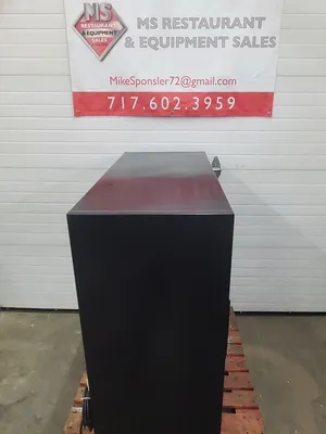 True 2019 GDM-41SL-48-HC-LD 2 Door Glass Merchandiser Tested and Working!