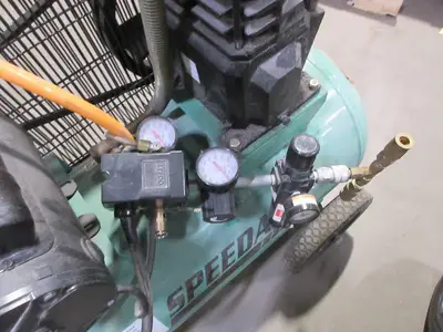 SPEEDAIRE AIR COMPRESSOR