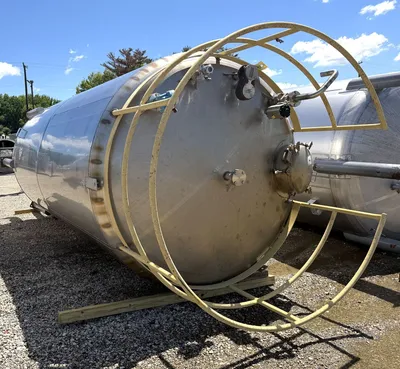 Vendome Copper & Brass Works Inc 7000 Gallon Stainless Steel Tank TANKS / KETTLES | EcReCon Inc (4)