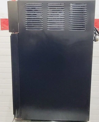 167-0153 True GDM-5-24” Countertop Glass Door Self-Contained Cooler