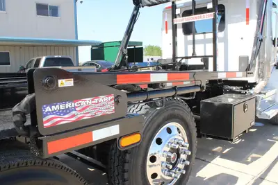 New | in-Stock 2027 PETERBILT 548 Rolloff Trucks Texas US | Roll Off Truck World #1492012