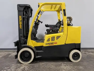 USED 2019 HYSTER S120FTS