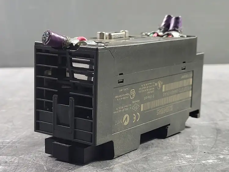 Used SIEMENS 6ES7972-0AA01-0XA0 Misc Electrical & Power Parts British Columbia CA | Lenmark #254209