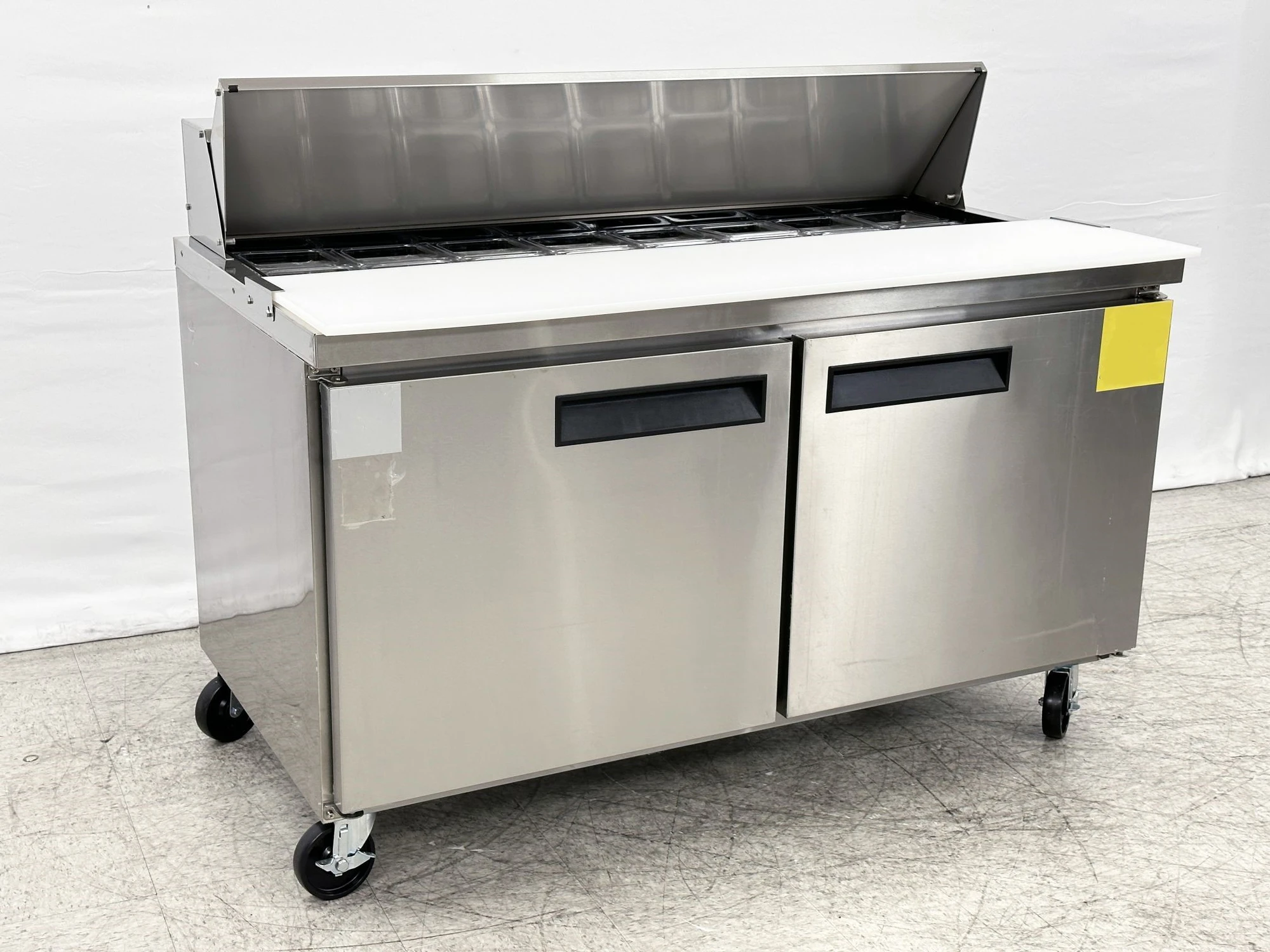 171-0222 60" Self Contained Sandwich Prep Table Cooler