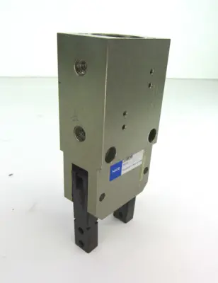 USED NKE CH36