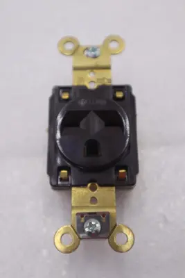 HUBBELL HBL5661 SINGLE RECEPTACLE 15A 250V STOCK #K-2144