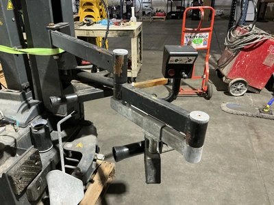 Used BOSCH TCE 4465 PREMIUM AUTOMATIC TELESCOPING TILT-BACK TIRE CHANGER Valve Grinders Michigan US | Miedema Asset Management Group #1437281