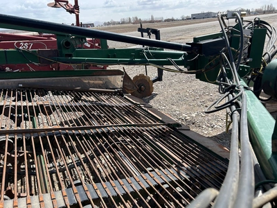 Used _UNKNOWN_ _UNKNOWN_ Windrowers/Swathers Idaho US | Tri-Steel Manufacturing #1557094
