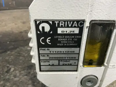 Used LEYBOLD VAKUUM GMBH TRIVAC D1.2E Vacuum Pumps Ohio US | HGR 24 #1335375