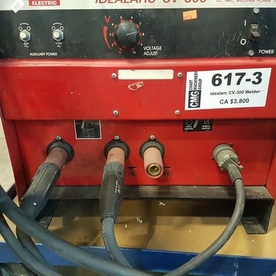Idealarc CV-300 Welder w/ Cables, Gun and Cart