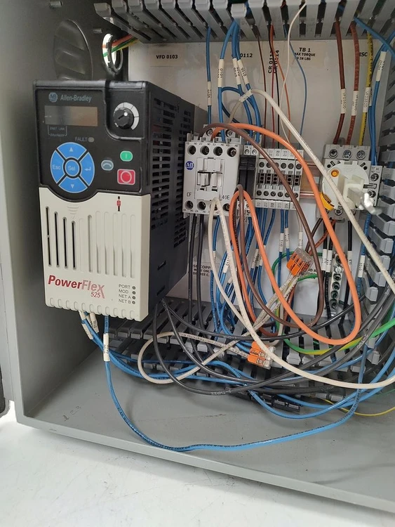 Used Allen-Bradley ["25BD4P0N104", "POWERFLEX525", "25B-D4P0N104"] Variable Speed Drives Kentucky US | Edwards Industrial Repair #1314042