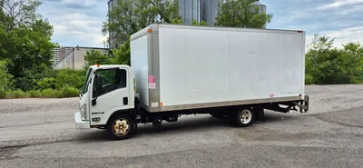 2018 ISUZU NRR Box Truck | Platinum Group (2)
