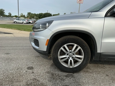 USED 2016 VOLKSWAGEN TIGUAN