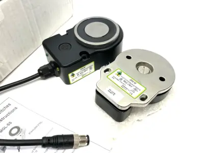 USED IDEM NON-CONTACT SAFETY SWITCH SET, UNIQUELY CODED RFID MAGNETIC