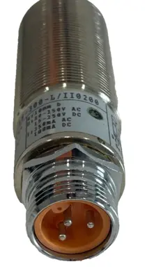 NEW IFM EFECTOR IIA2010LABOA /SL/LS-300-L/II0200 SENSOR IIA2010LABOA/II0200
