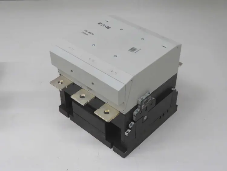 Used _UNKNOWN_ _UNKNOWN_ PLC Contactors Texas US | Aucto #1561505