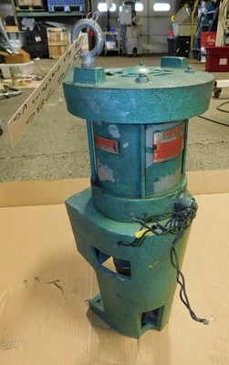 USED LIGHTNIN MIXER N33G-33
