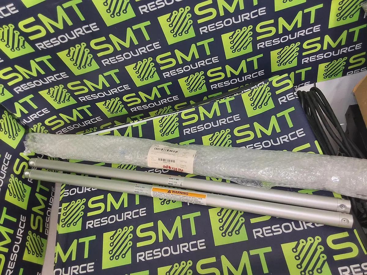 SMC NCDGBN20-01-0266US PNEUMATIC 30in AIR CYLINDER 45900702 - NEW