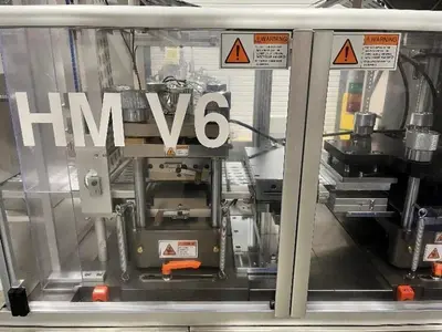 USED HOONGA PACKAGING  MACHINE