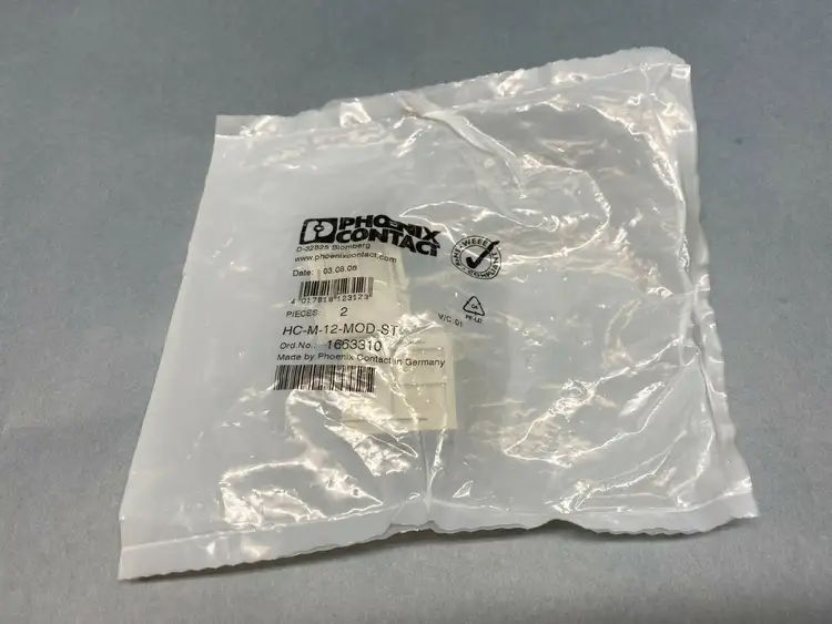 New | in-Stock PHOENIX CONTACT MALE MODULE Industrial Controls | Maverick Industrial Sales #1108611