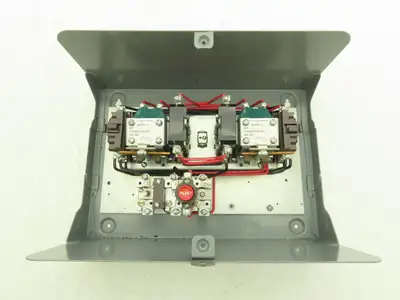Cutler Hammer 9656 Size 0 Automatic Reversing Starter 3 Pole w/Thermal Overload